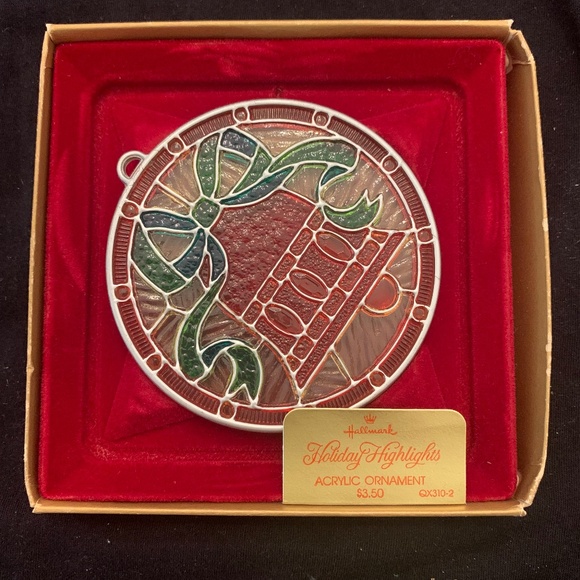 TIFFANY 1977 Hallmark Holiday HIghlights Acrylic Ornament BELL - Picture 1 of 6